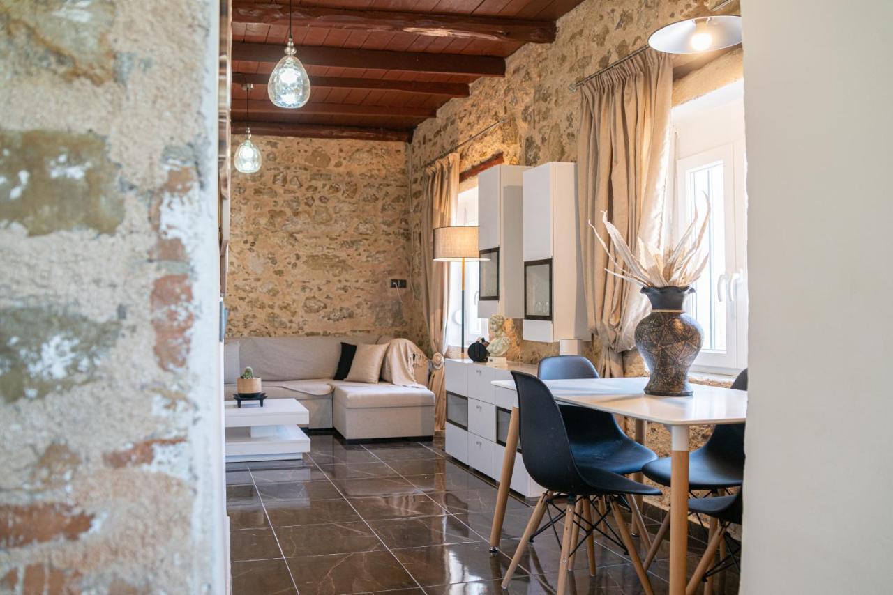 Vila Olea Stone House Near The Sea Notos Exteriér fotografie